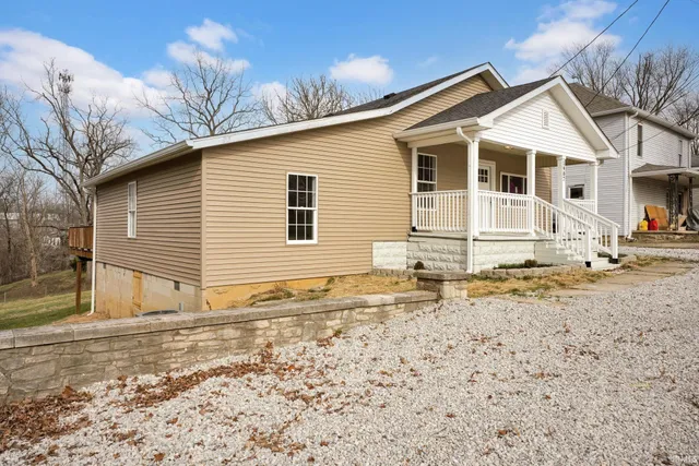 $249,000 | 1907 11th Street, Bedford, IN 47421