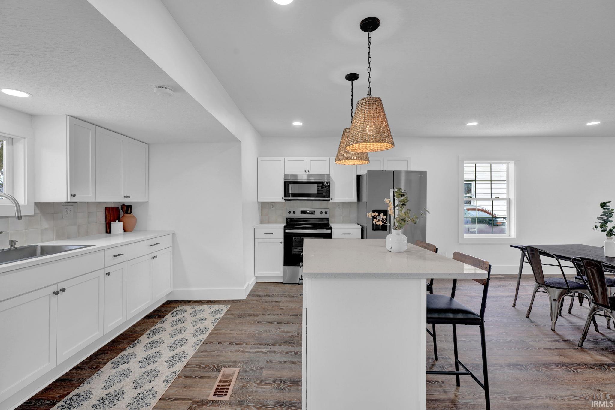 1907 11th Street Bedford, IN 47421 - Photo 6 of 21