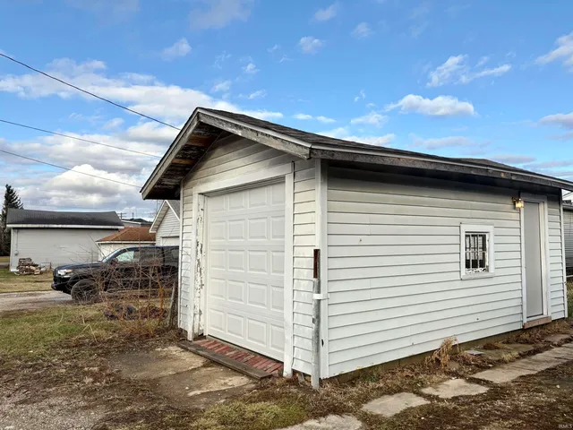 $124,500 | 513 East Centennial Avenue, Muncie, IN 47303