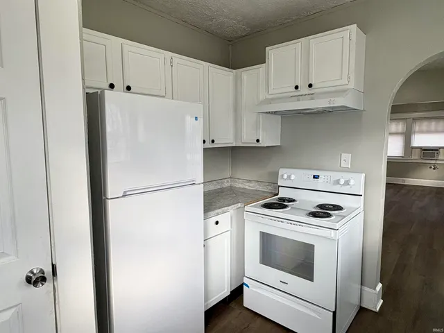 $124,500 | 513 East Centennial Avenue, Muncie, IN 47303