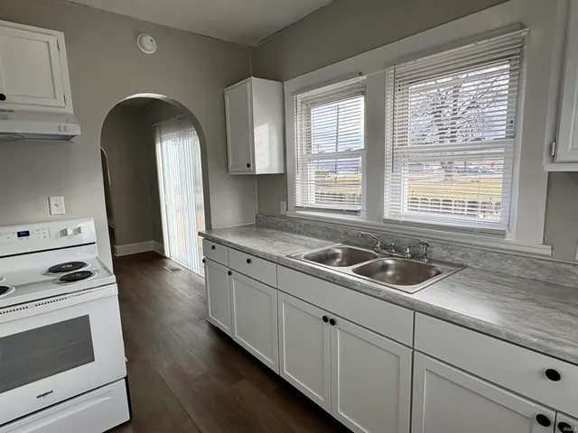 $124,500 | 513 East Centennial Avenue, Muncie, IN 47303