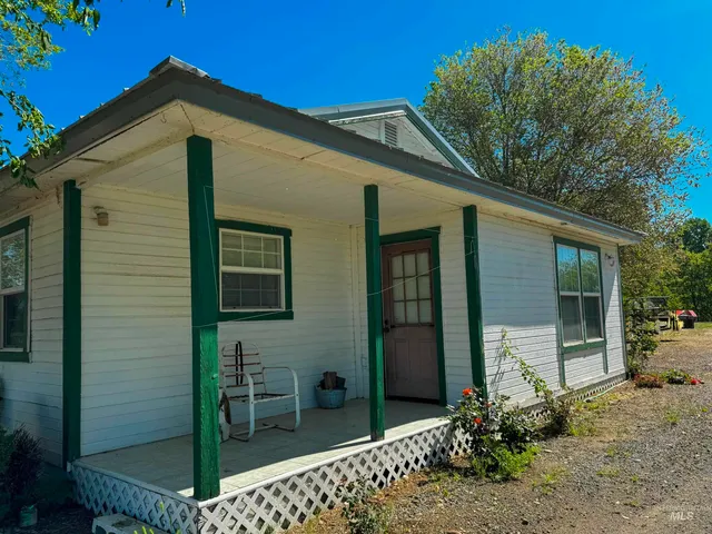 $1,125,000 | 1199 County Road 70, Weiser, ID 83672