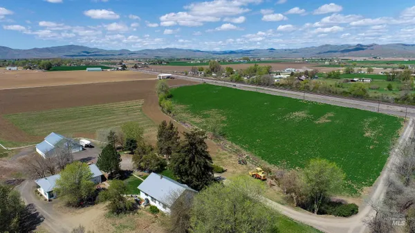 $1,125,000 | 1199 County Road 70, Weiser, ID 83672