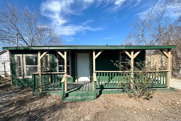 $1,380 | 715 West Gerald Avenue, San Antonio, TX 78221