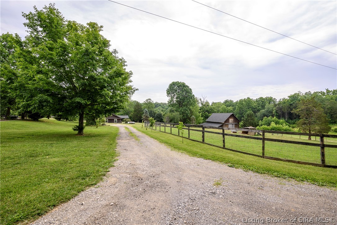 8014 Ridge Way Georgetown, IN 47122 - Photo 25 of 51