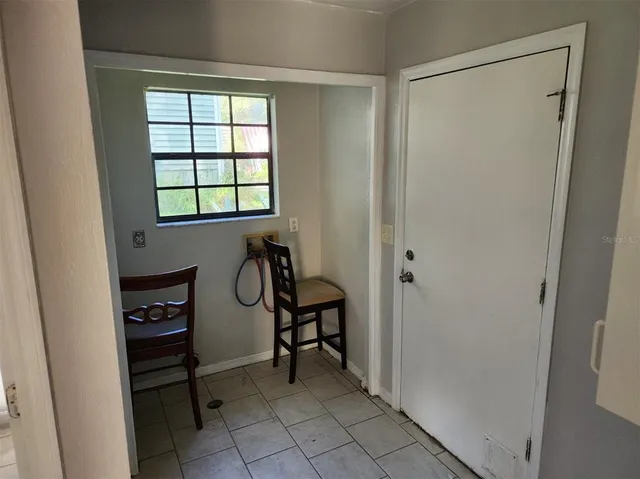 a bathroom with a toilet