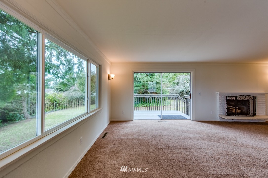 3810 Petersville Road Northeast Bremerton, WA 98310 - Photo 9 of 18 Gallery Image 9