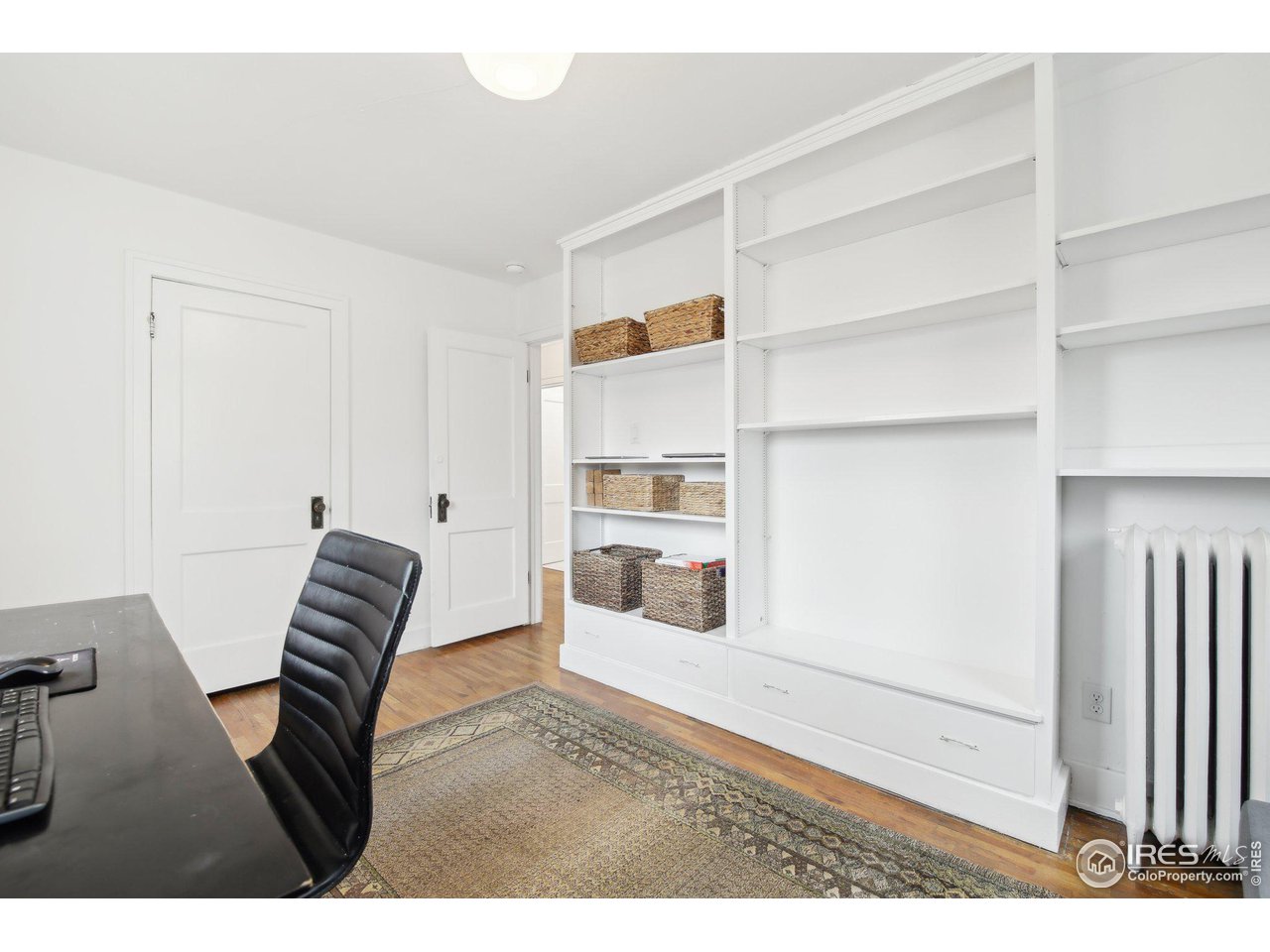 861 13th Street Boulder, CO 80302 - Photo 25 of 36 a view of living room with furniture and wooden floor