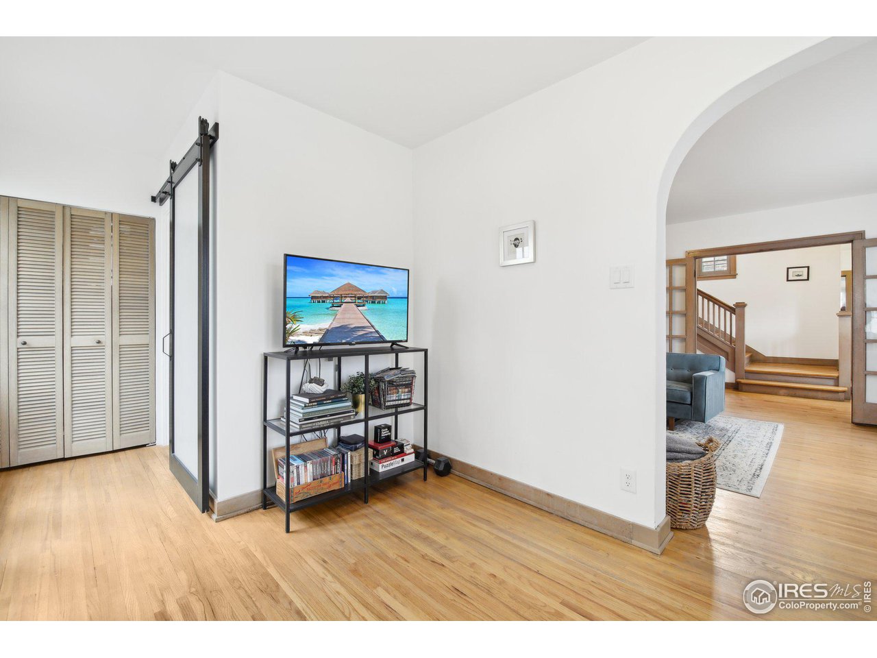 861 13th Street Boulder, CO 80302 - Photo 9 of 36 a view interior of a house with wooden floor