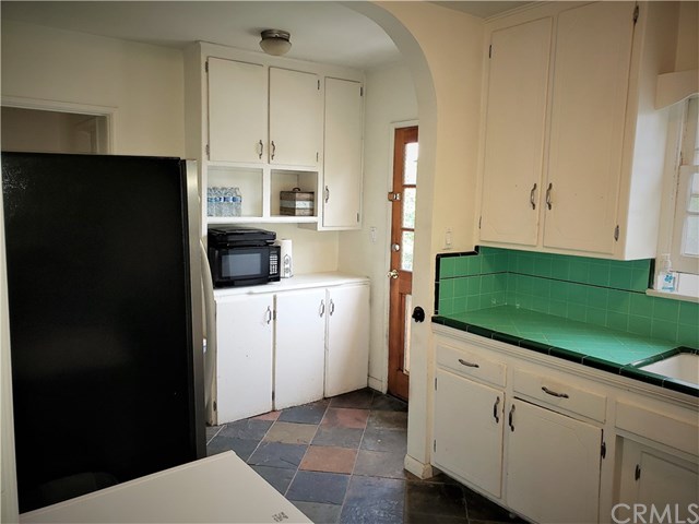 25824 Lomas Verdes Street Loma Linda, CA 92373 - Photo 6 of 18