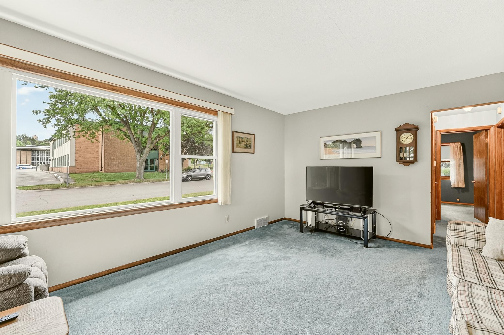1114 13th Avenue Northwest Rochester, MN 55901 - Photo 9 of 37