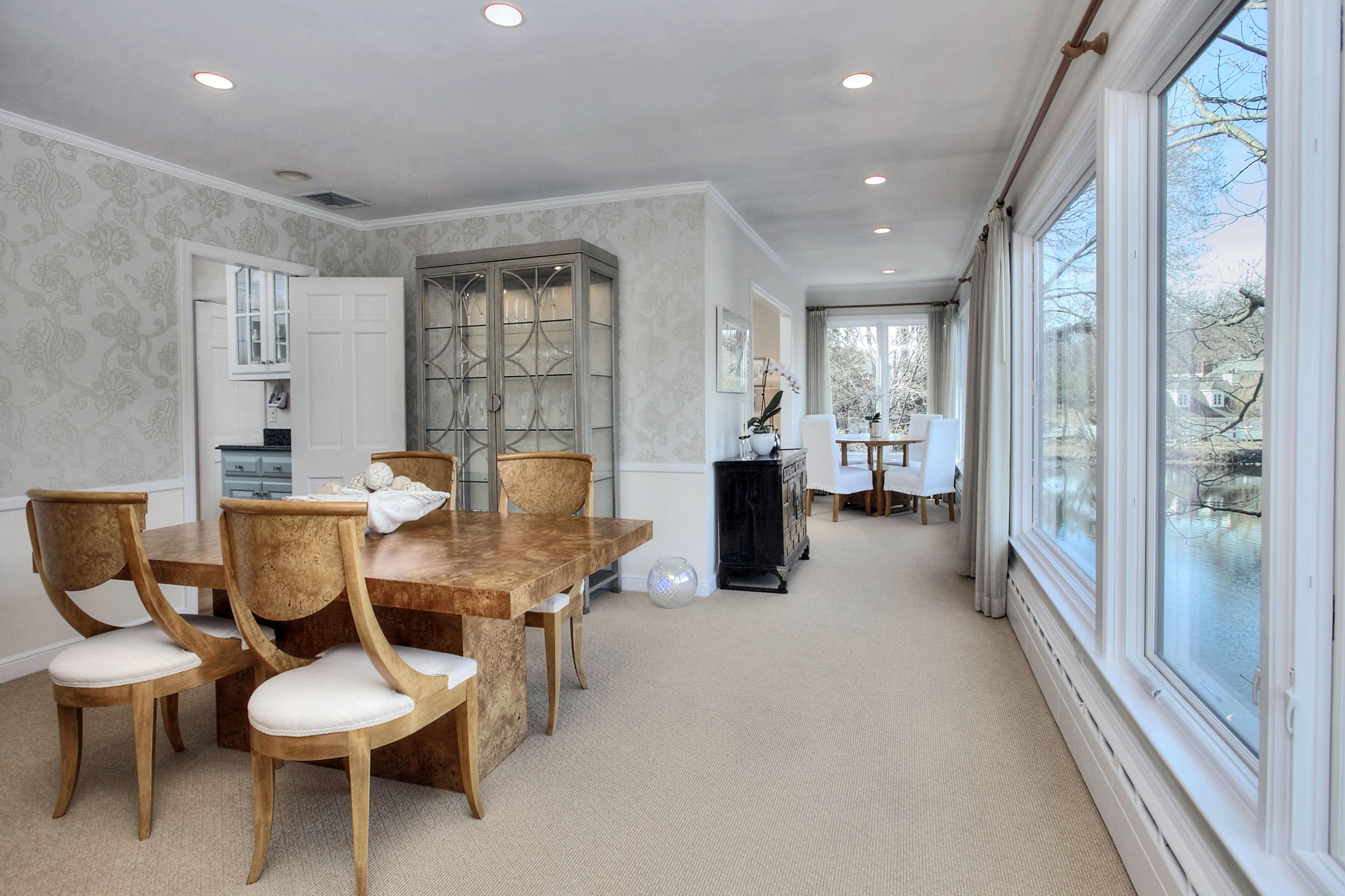 81 Goodwives River Road Darien, CT 06820 - Photo 12 of 40 170169761-12