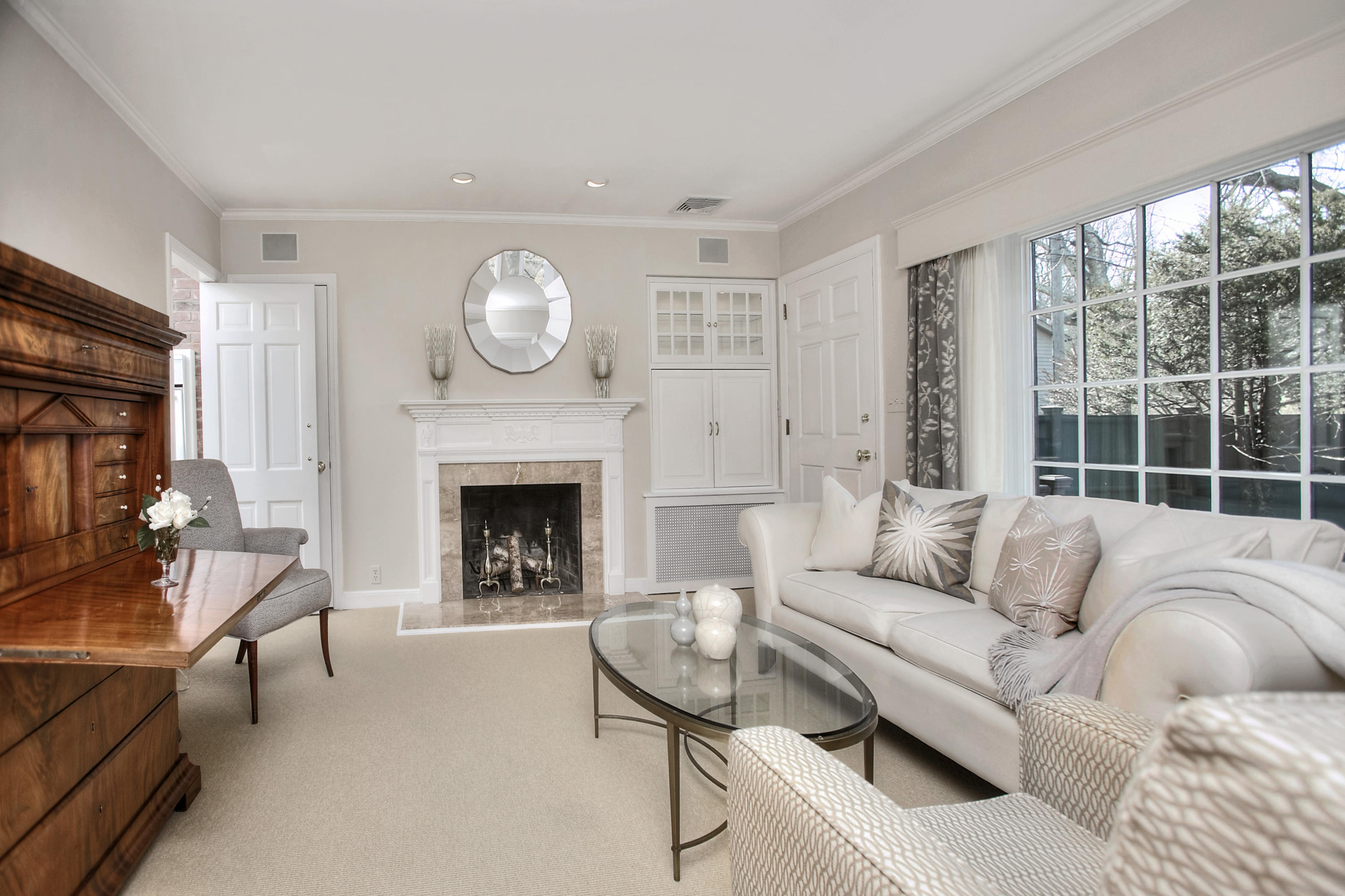 81 Goodwives River Road Darien, CT 06820 - Photo 9 of 40 170169761-9