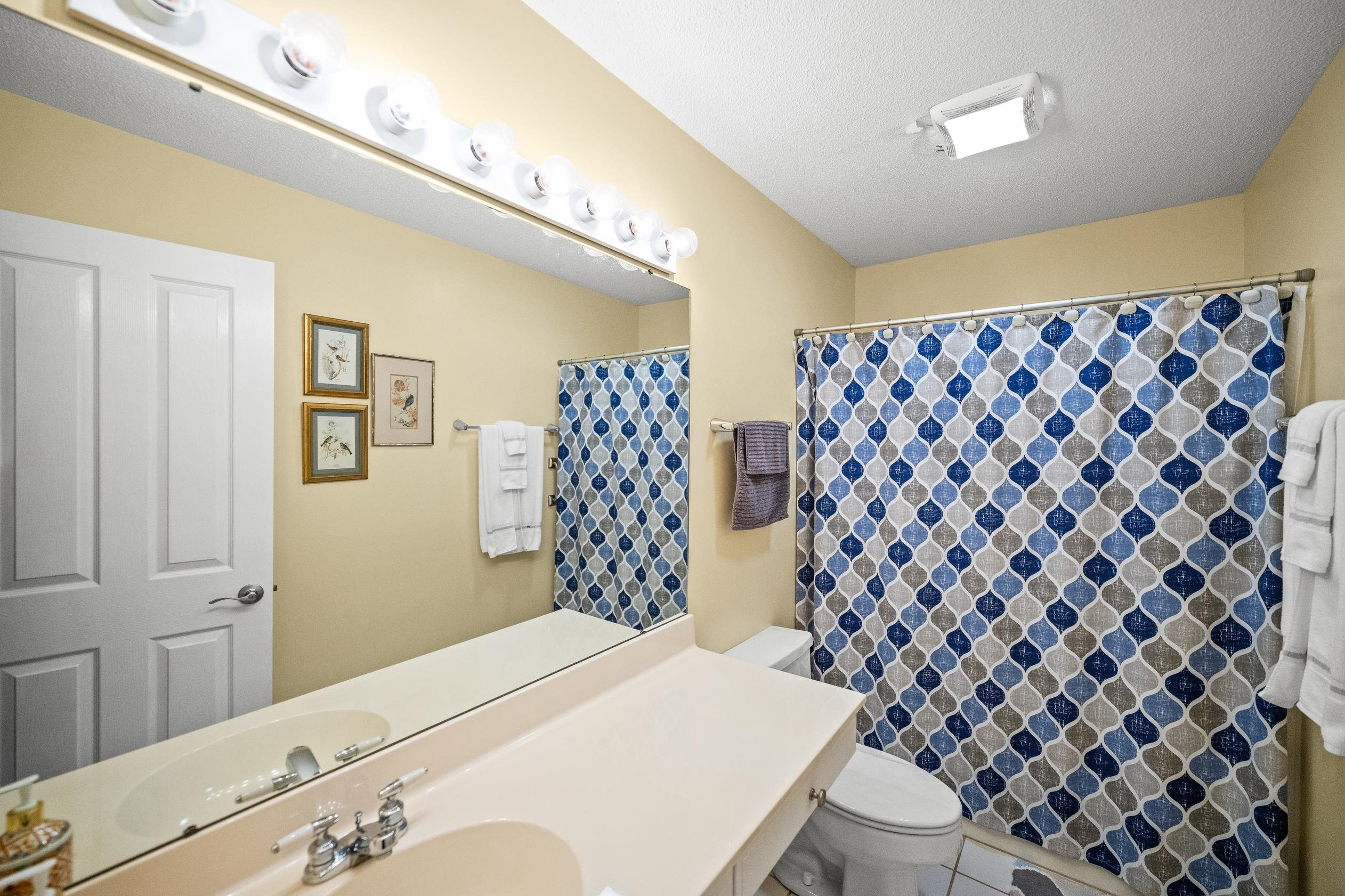 68 Paddock Drive Fairhope, AL 36532 - Photo 26 of 39 Bathroom