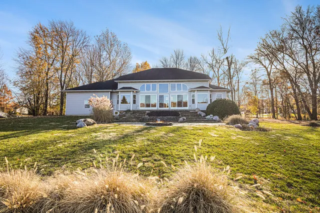 $925,000 | 4335 56th Street Southwest, Wyoming, MI 49418