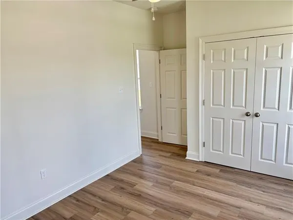 $234,900 | 2035 Huey P Long Avenue, Gretna, LA 70053