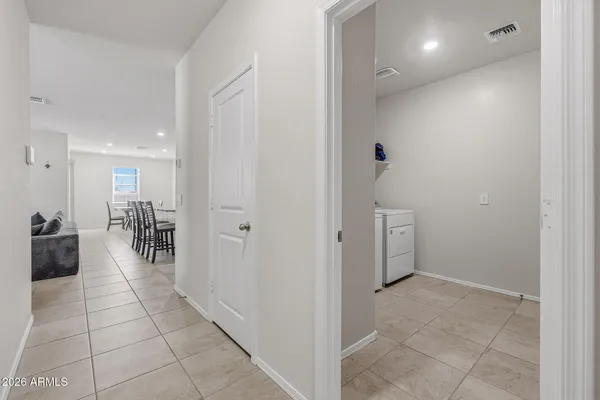 $385,000 | 25285 North 185th Avenue, Wittmann, AZ 85361