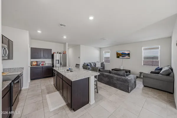 $385,000 | 25285 North 185th Avenue, Wittmann, AZ 85361