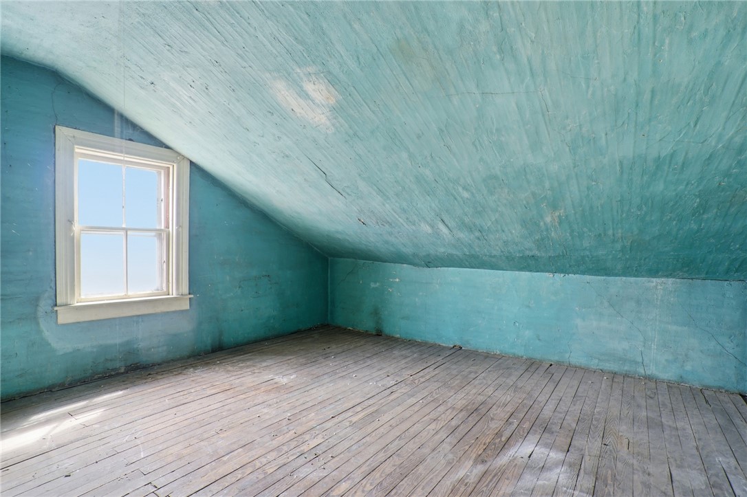32 Judith Street Providence, RI 02909 - Photo 15 of 20 Third Floor Left Side