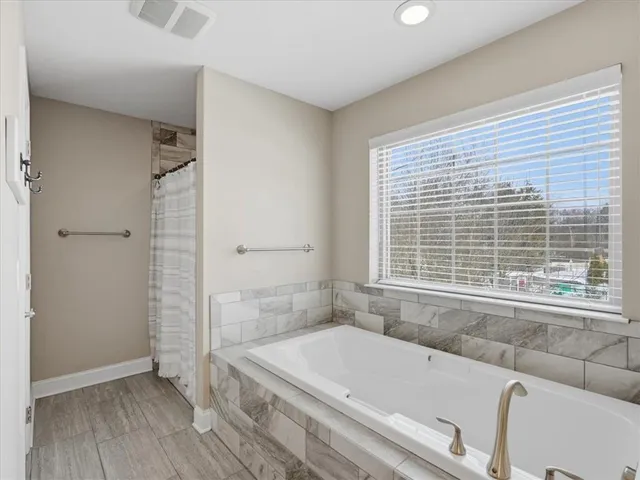 $750,000 | 1337 Woodhill Drive, Gibsonia, PA 15044