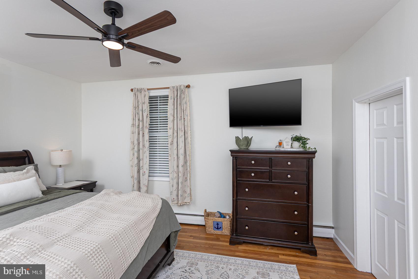 1626 Cape May Road Baltimore, MD 21221 - Photo 31 of 37 Primary Bedroom