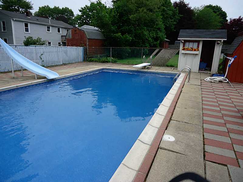 141 Hopkins Hill Road Coventry, RI 02816 - Photo 16 of 20 Swimming Pool/Hot Tub/Sauna.