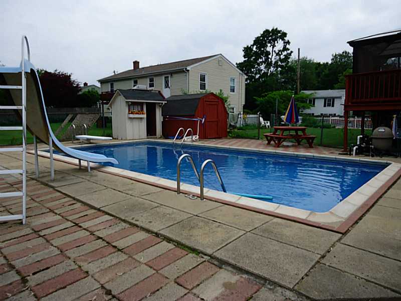 141 Hopkins Hill Road Coventry, RI 02816 - Photo 17 of 20 Swimming Pool/Hot Tub/Sauna.