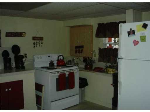 141 Hopkins Hill Road Coventry, RI 02816 - Photo 8 of 20 Kitchen.