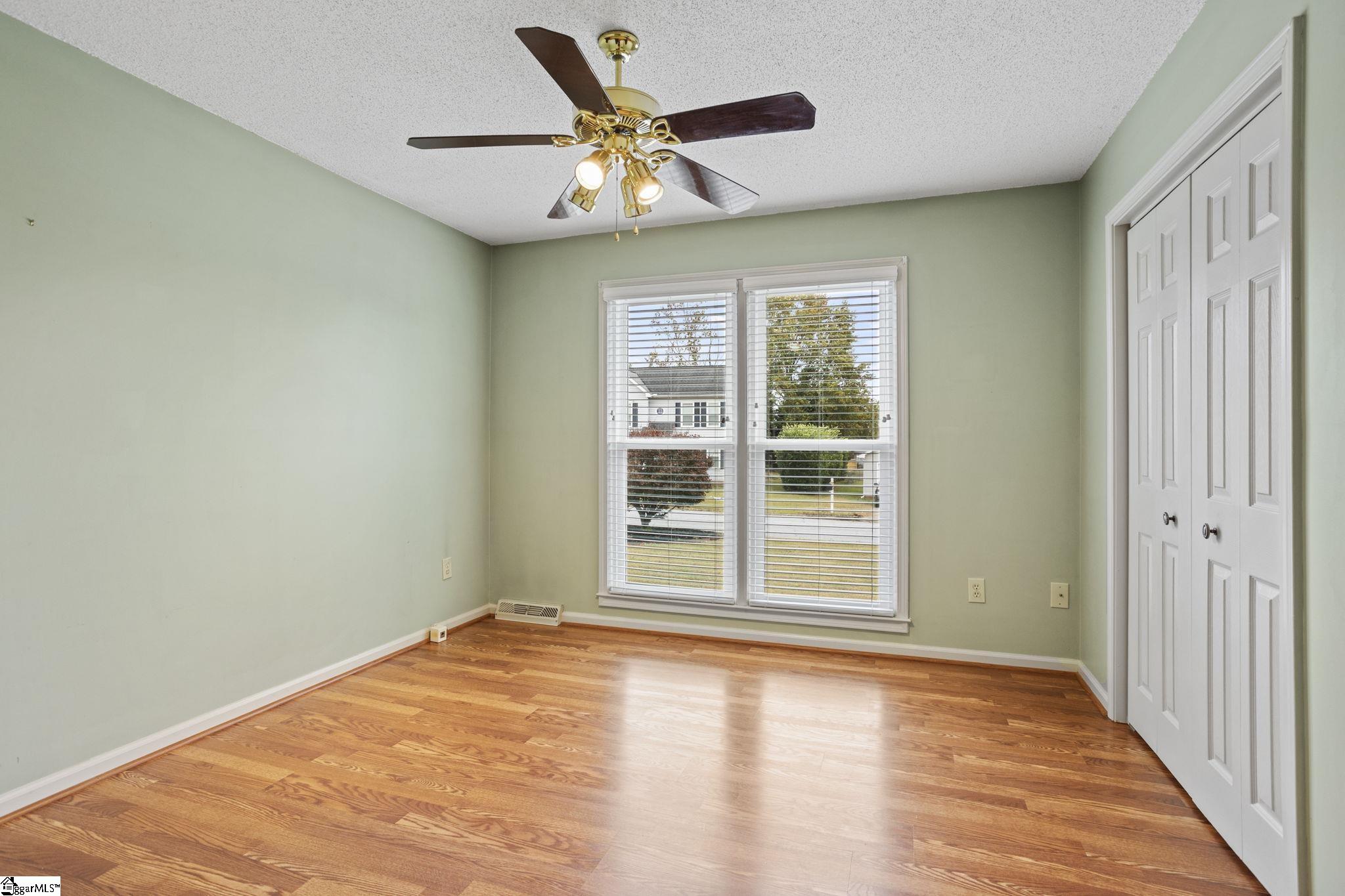 107 Fairview Place Greer, SC 29651 - Photo 14 of 36