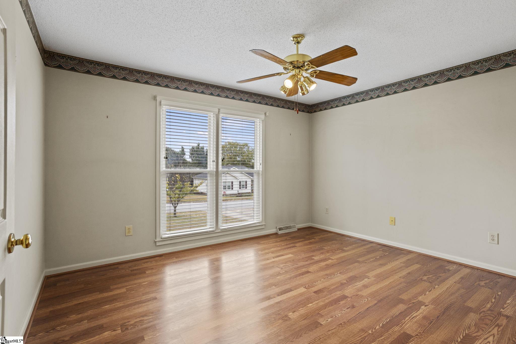 107 Fairview Place Greer, SC 29651 - Photo 15 of 36