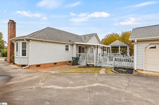 $345,000 | 107 Fairview Place, Greer, SC 29651