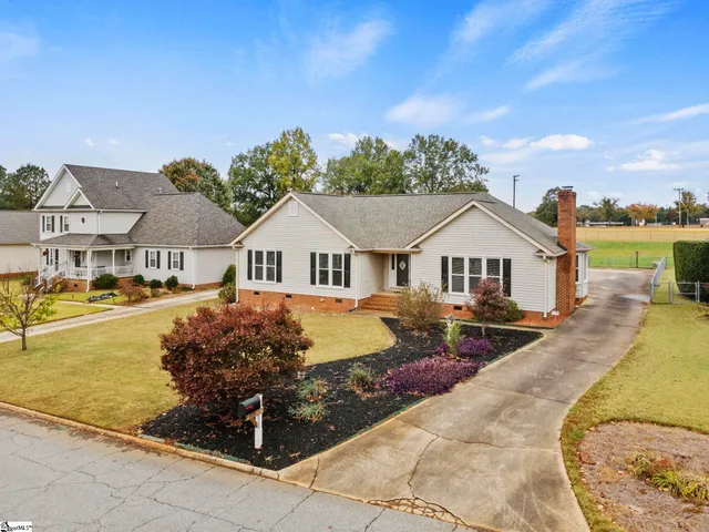 $345,000 | 107 Fairview Place, Greer, SC 29651