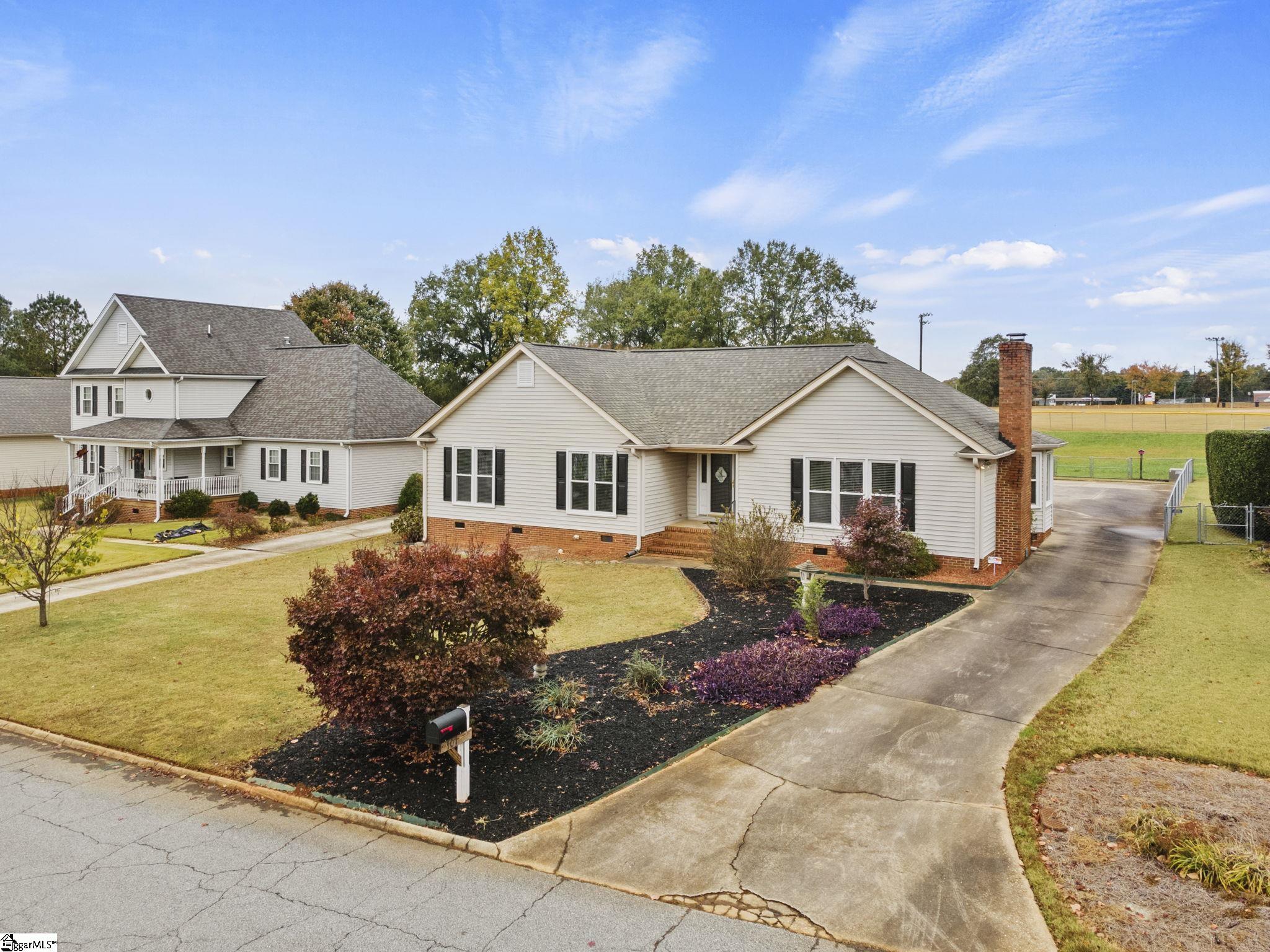 107 Fairview Place Greer, SC 29651 - Photo 29 of 36