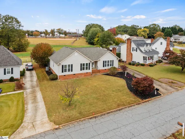 $345,000 | 107 Fairview Place, Greer, SC 29651