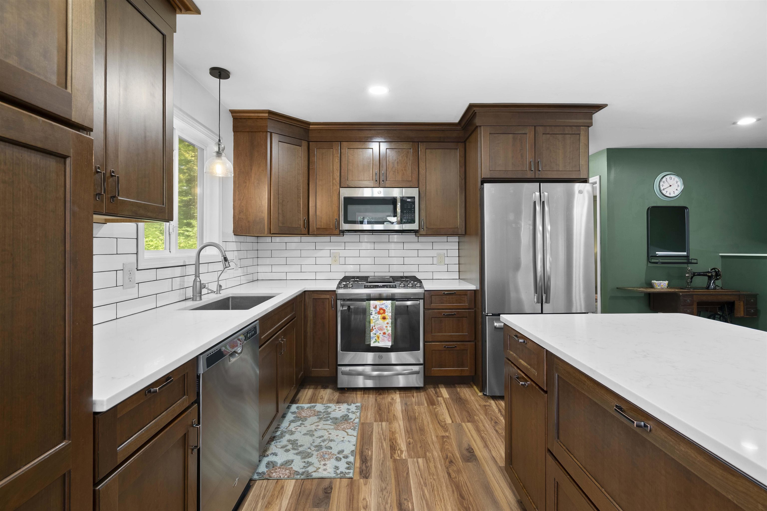 2548 East Birch Place Cedar, MI 49621 - Photo 13 of 51 1951005-a4ffb74b-2413-48b5-9bf4-7babeaeecb65.JPG