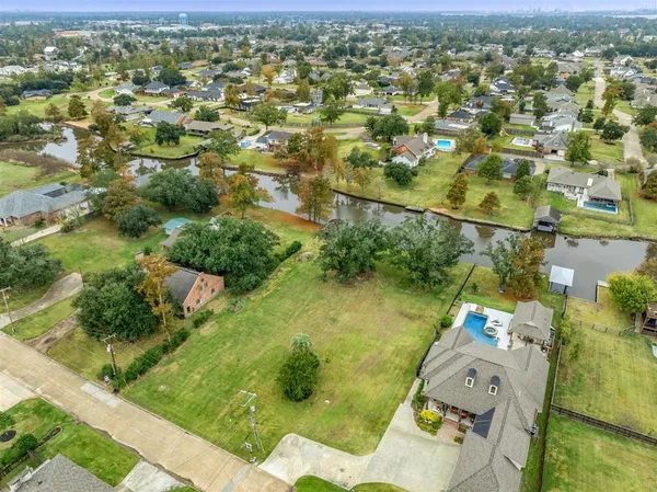 $210,000 | 3902 Buccaneer Lane, Lake Charles, LA 70605