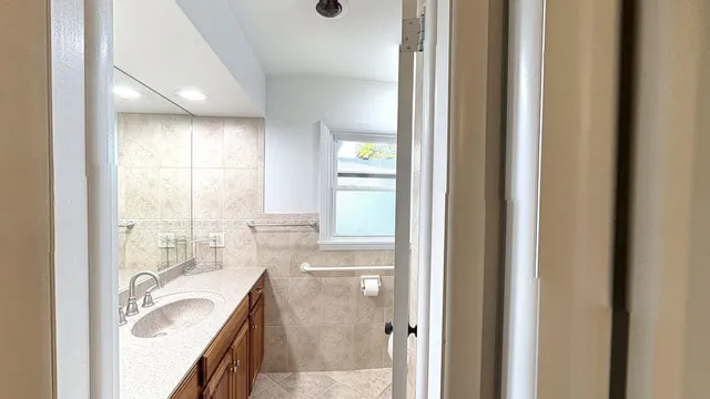 $230,000 | 2032 West Laurel Street, Freeport, IL 61032