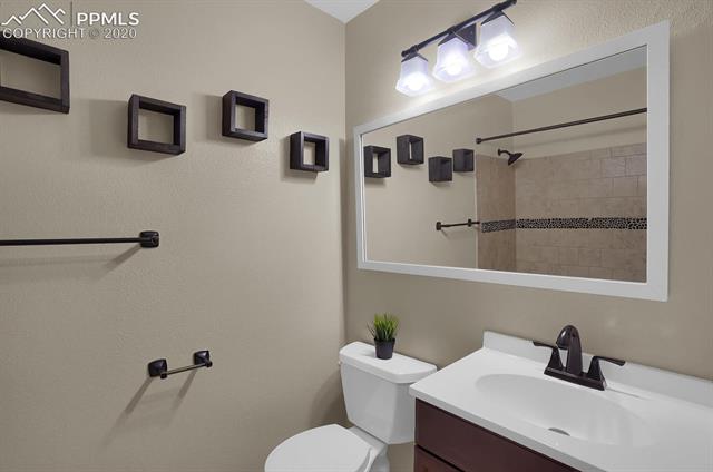 4940 Del Sol Road Colorado Springs, CO 80918 - Photo 10 of 26