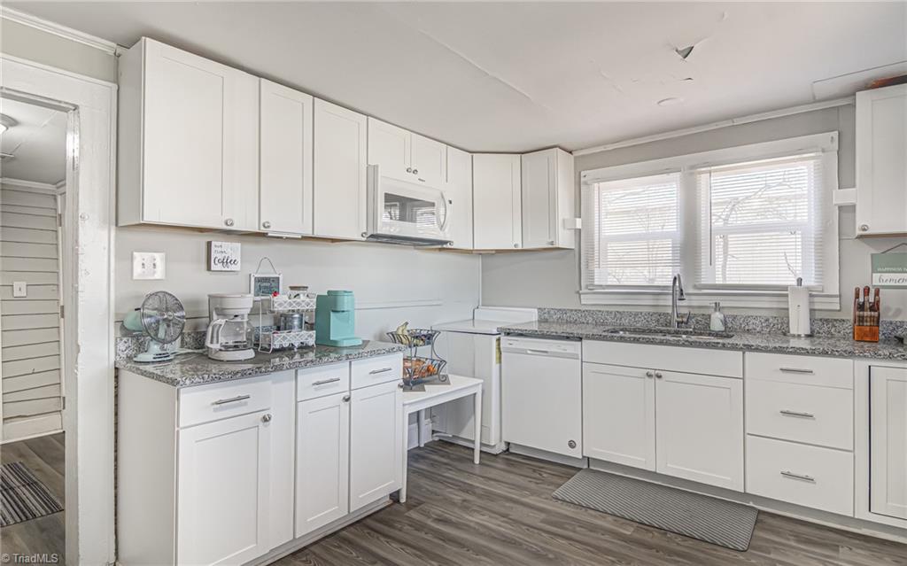 508 Amos Street High Point, NC 27260 - Photo 11 of 28 Gallery Image 11