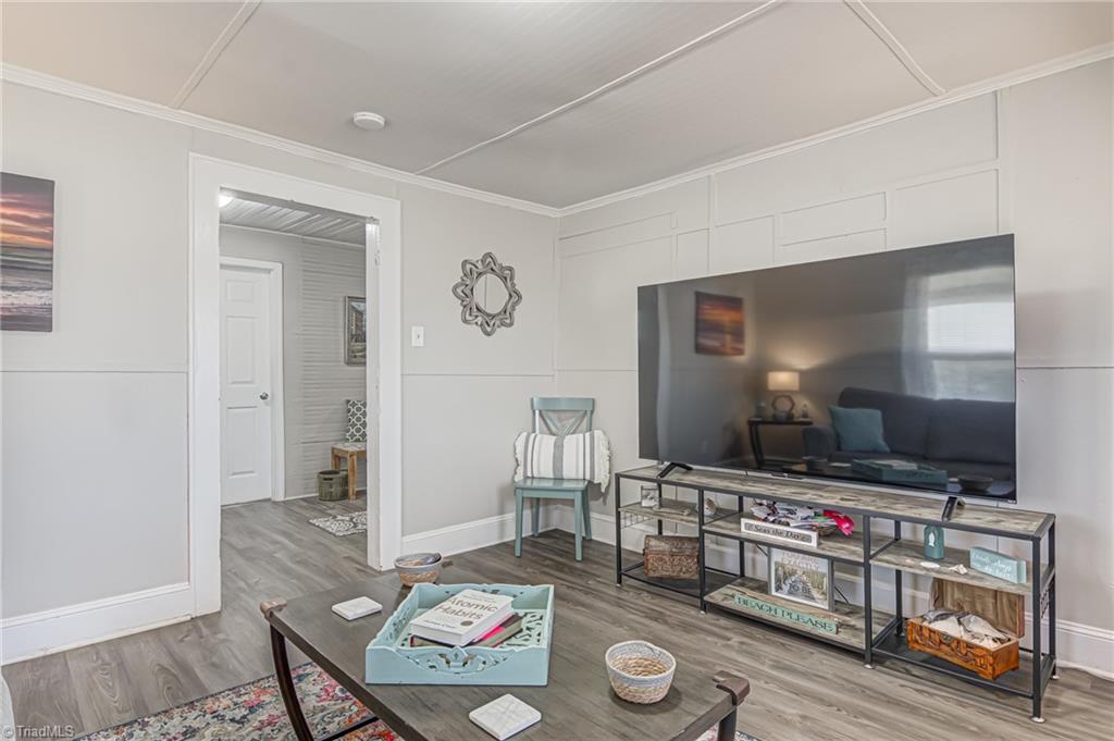 508 Amos Street High Point, NC 27260 - Photo 9 of 28 Gallery Image 9