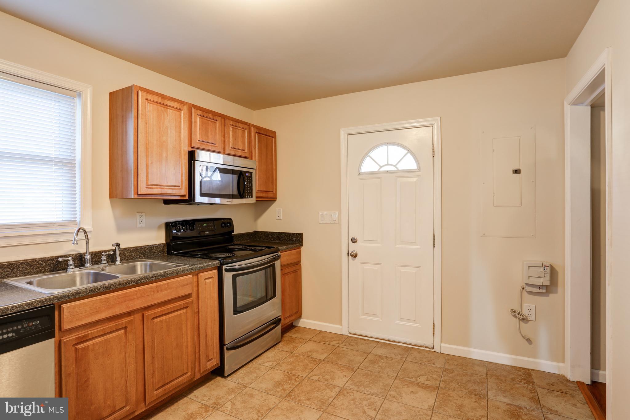 2 Locust Road Camp Hill, PA 17011 - Photo 7 of 26 Gallery Image 7