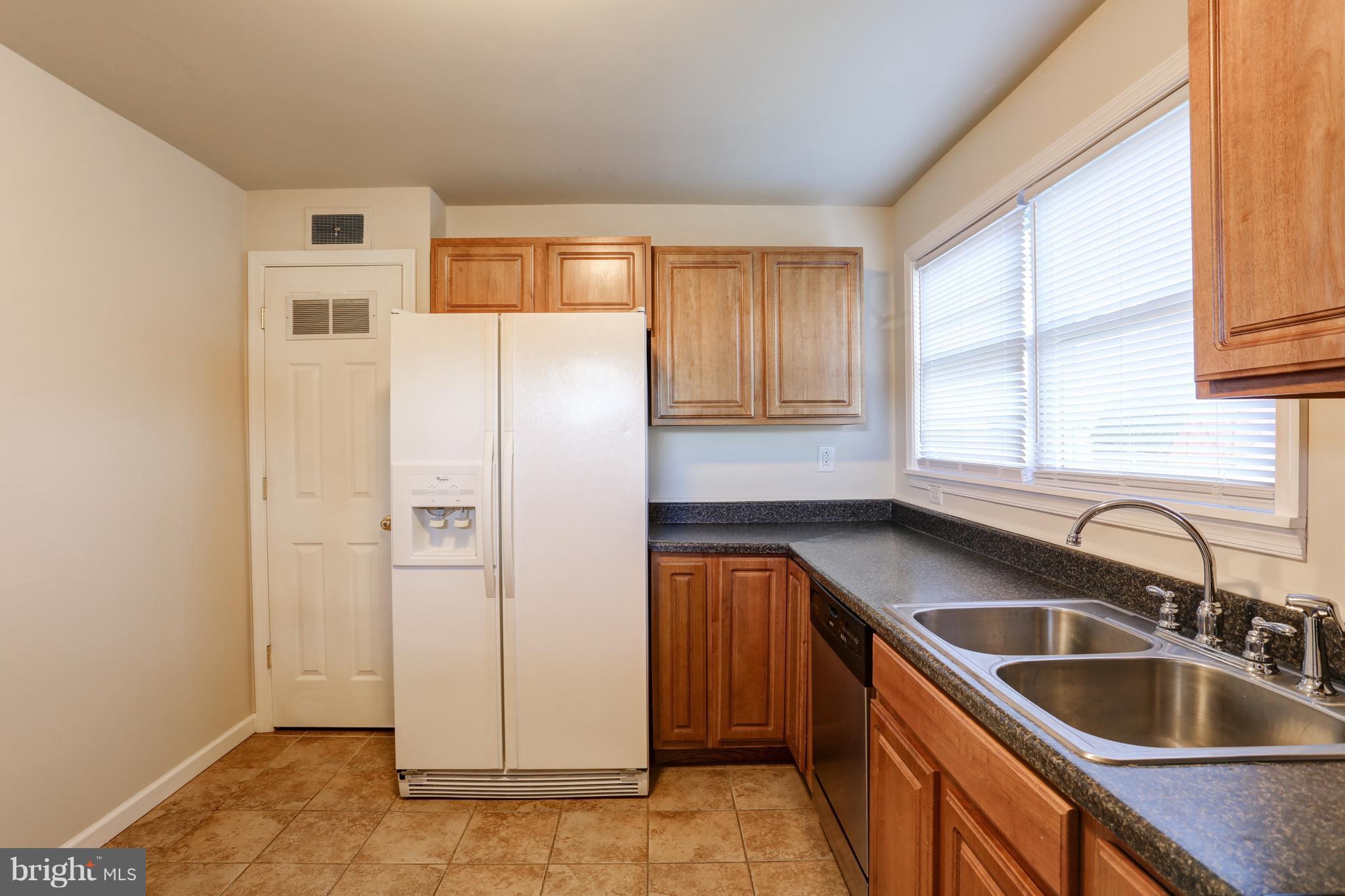 2 Locust Road Camp Hill, PA 17011 - Photo 9 of 26 Gallery Image 9