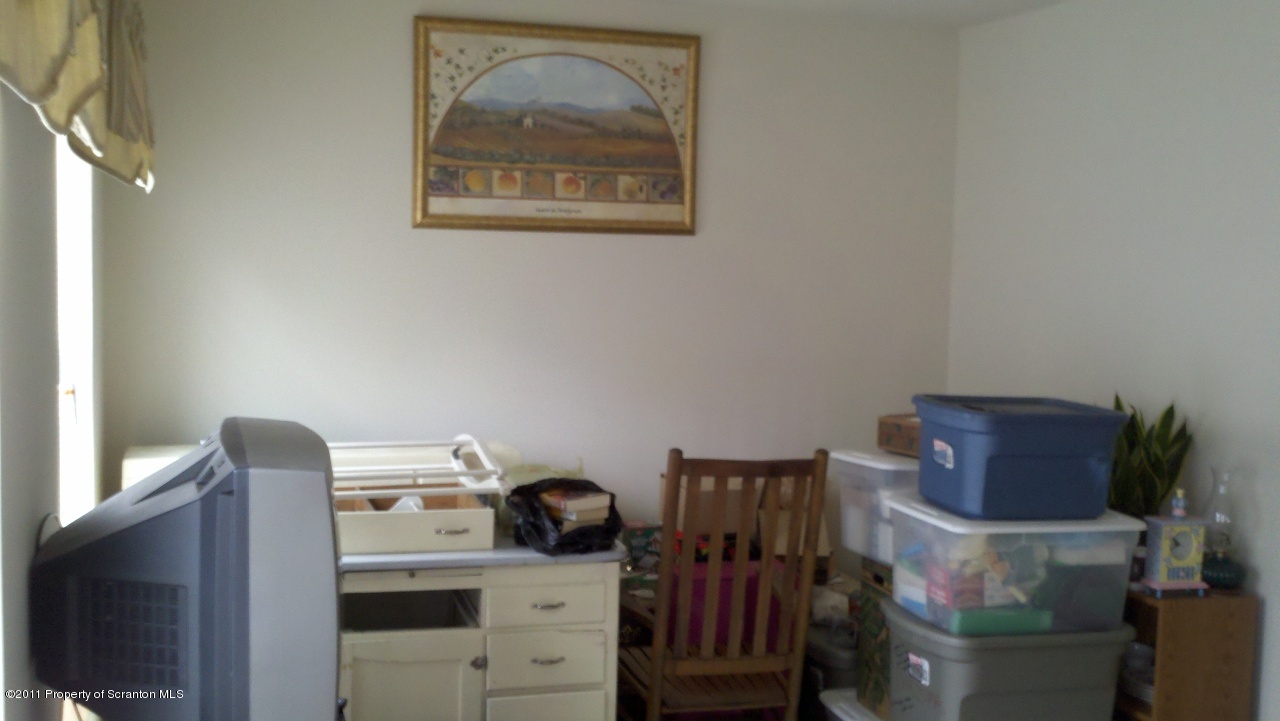 1538 Baylor Road Nicholson, PA 18446 - Photo 8 of 13 Gallery Image 8
