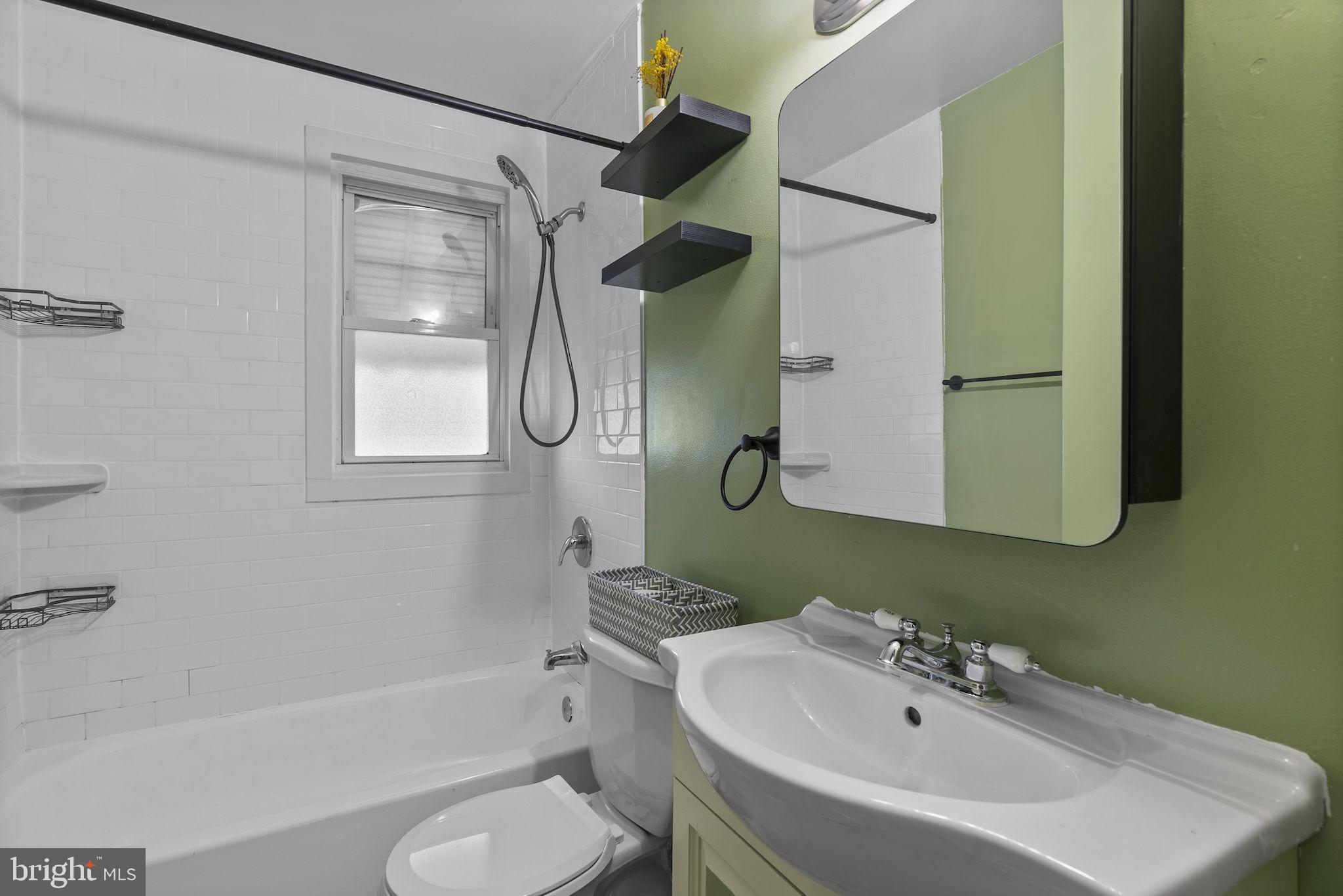 1946 Eastfield Road Baltimore, MD 21222 - Photo 22 of 42 Gallery Image 22