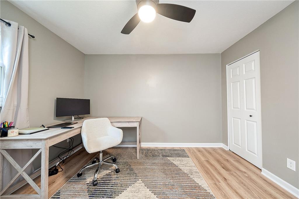 110 Neville Road Beaver, PA 15009 - Photo 15 of 22 a workspace with furniture and bathroom