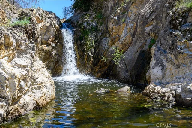 $1,499,000 | 2 Huer Huero Road, Creston, CA 93432