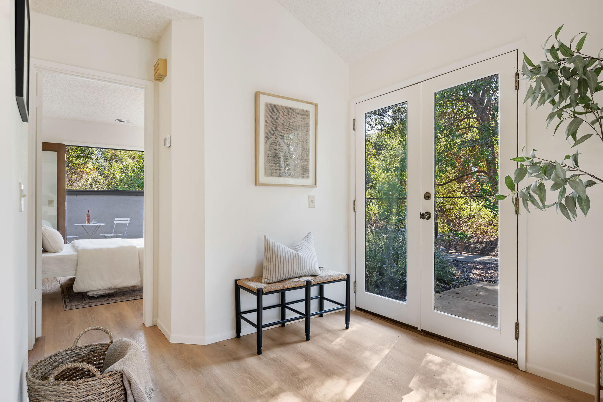 4039 Primavera Road, Unit 1 Santa Barbara, CA 93110 - Photo 9 of 22 Side Entrance