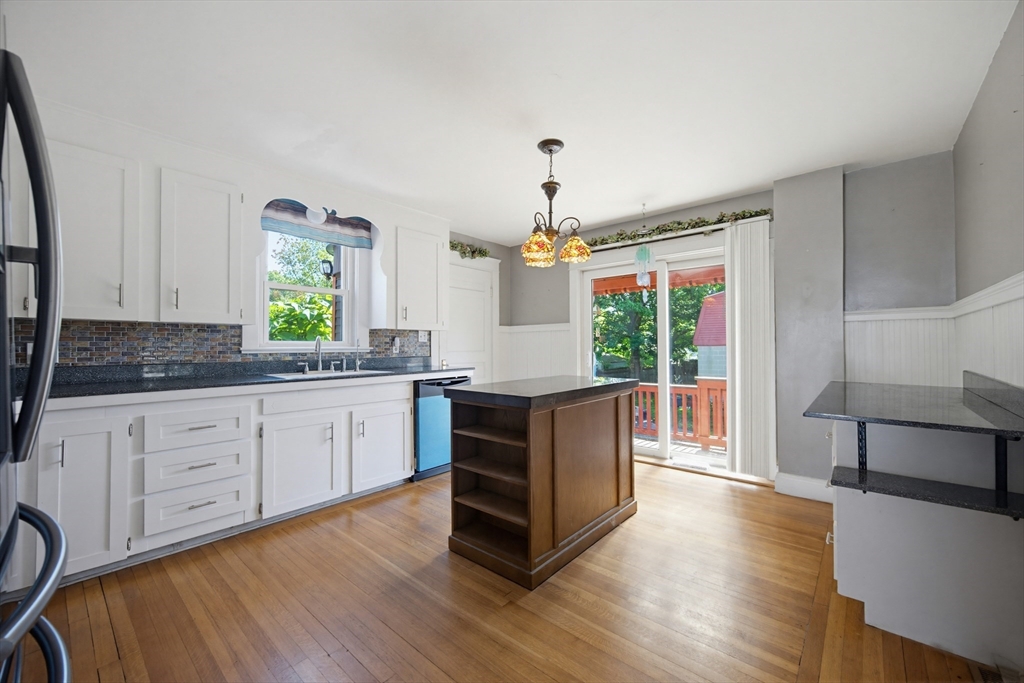 160 Sherman Road Somerset, MA 02726 - Photo 21 of 34