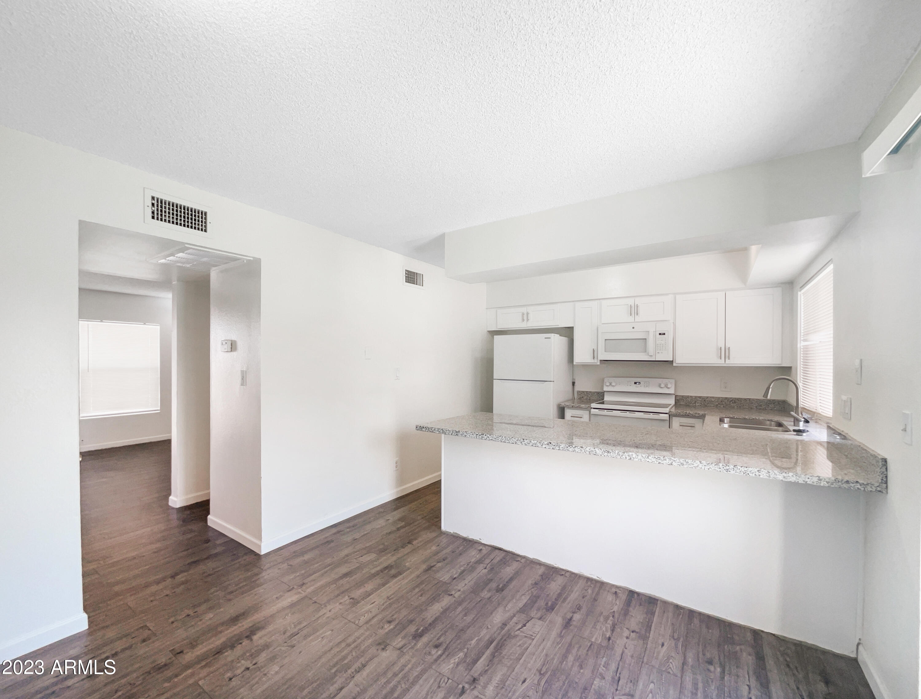 4625 West Thomas Road, Unit 76 Phoenix, AZ 85031 - Photo 11 of 21 listing_8