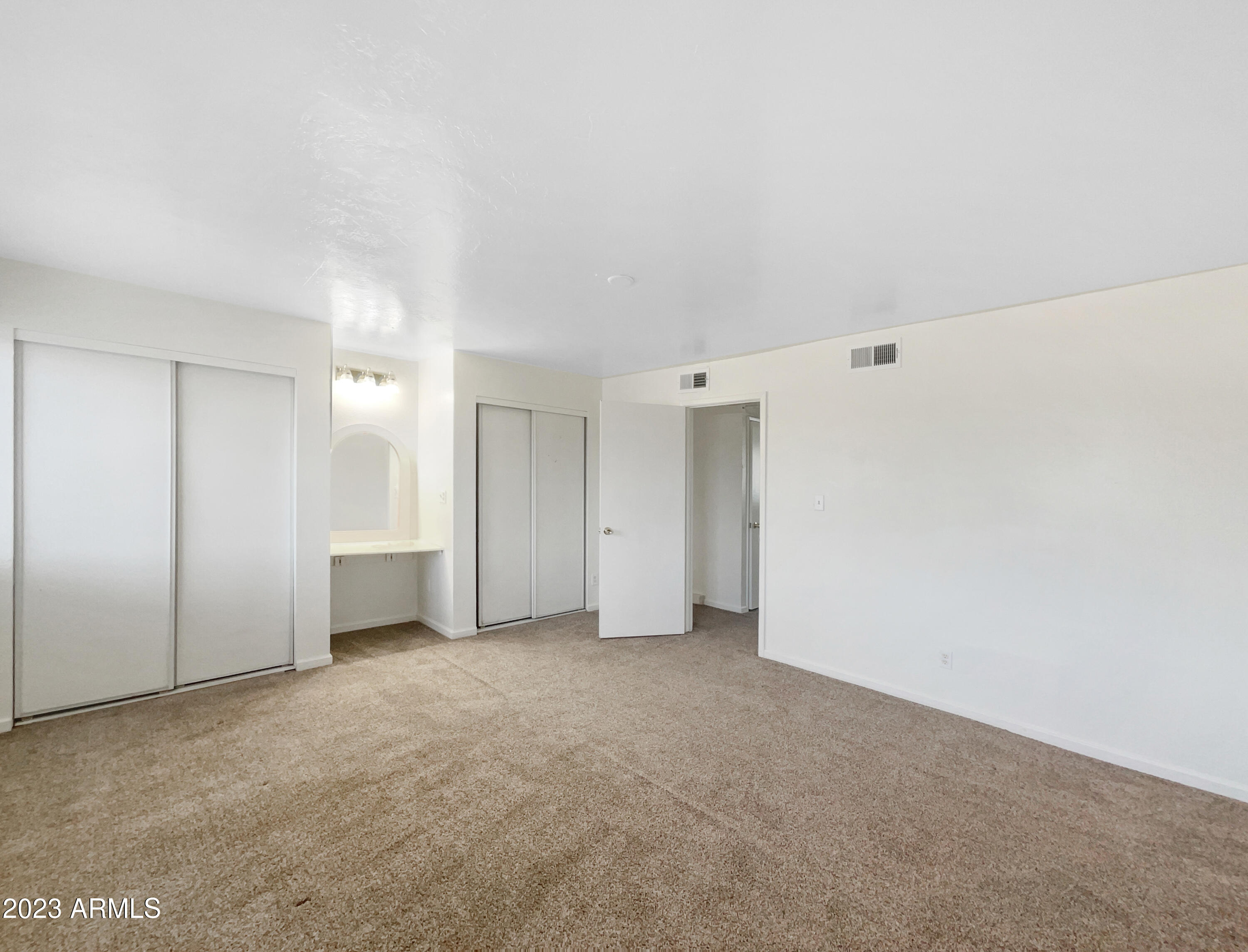 4625 West Thomas Road, Unit 76 Phoenix, AZ 85031 - Photo 5 of 21 listing_13
